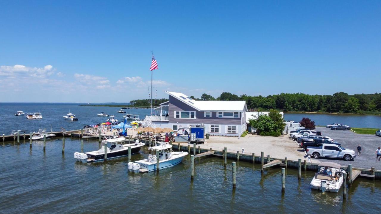 Lowes Wharf Marina Inn Sherwood Eksteriør bilde